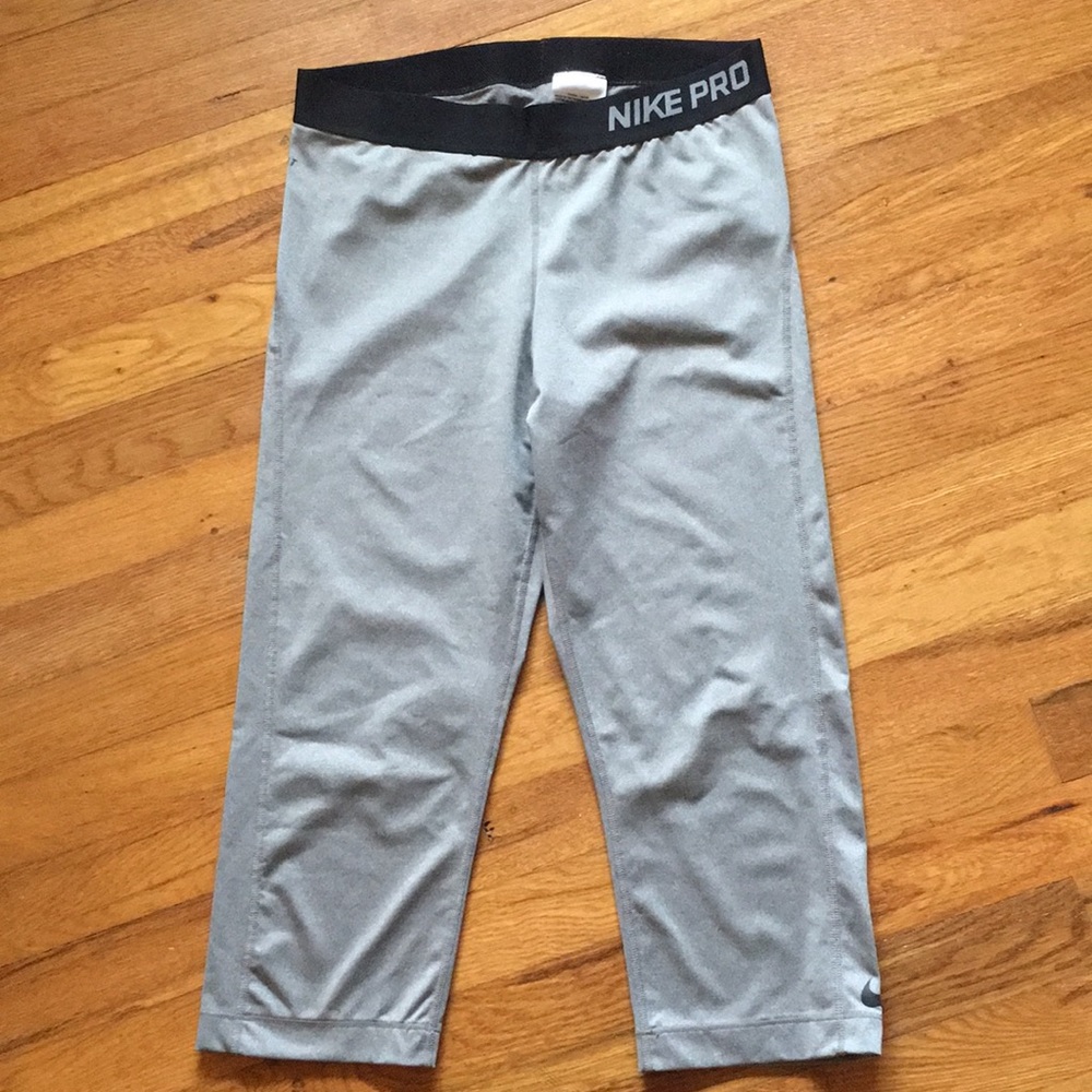 Nike pro crop legging Gray large